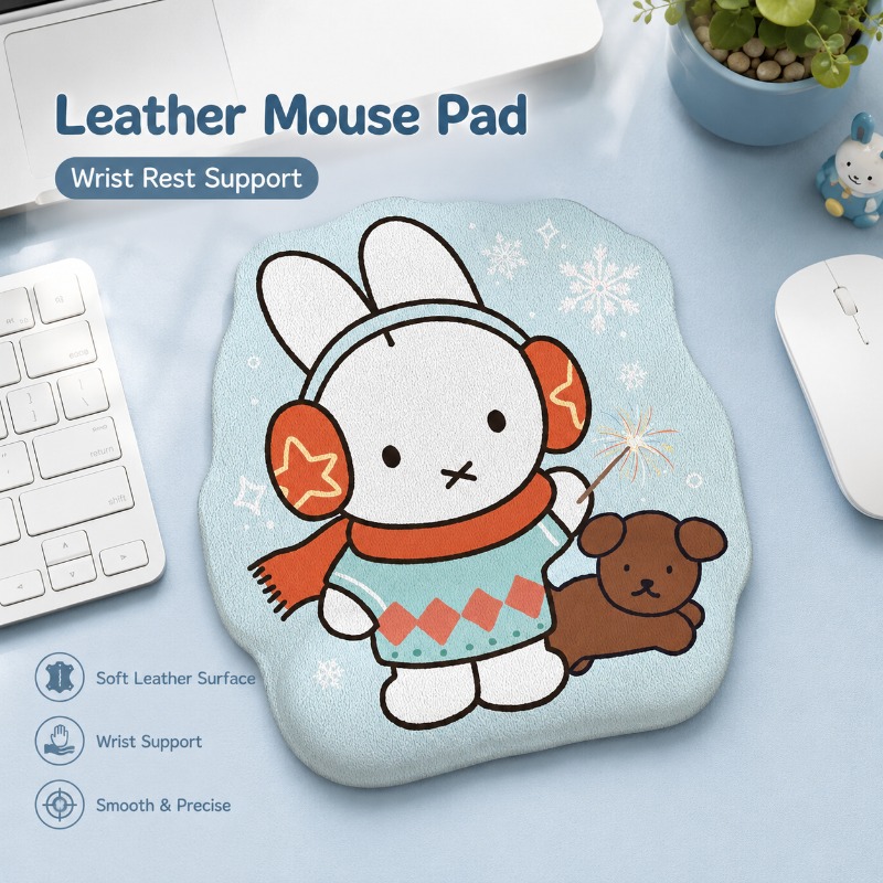 Desk Setup Laptop - Anime Miffy Lederen Muismat met Polsteun
